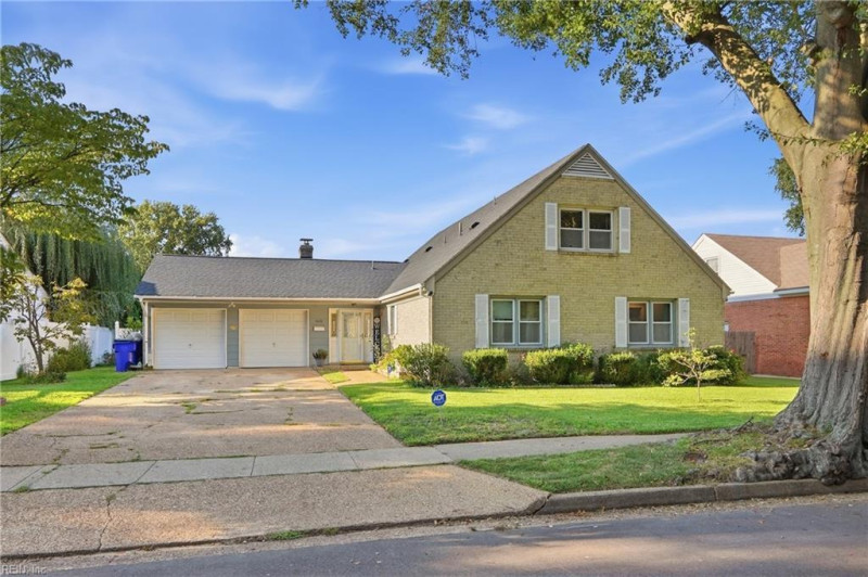 Photo 2 of 29 residential for sale in Norfolk virginia Photo 2 of 29 residential for sale in Norfolk virginia