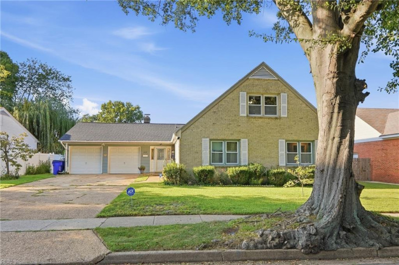 Photo 3 of 29 residential for sale in Norfolk virginia Photo 3 of 29 residential for sale in Norfolk virginia