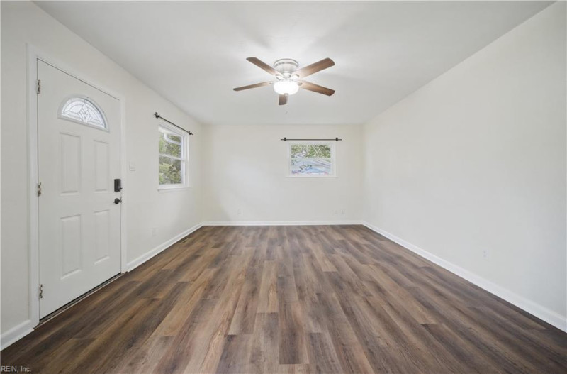 Photo 12 of 18 residential for sale in Virginia Beach virginia