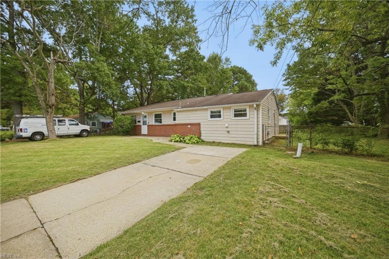 Photo 16 of 18 residential for sale in Virginia Beach virginia