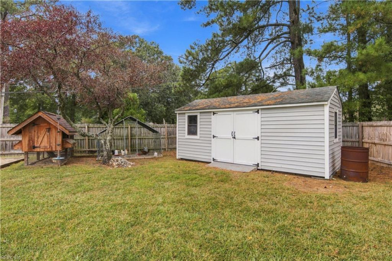 Photo 36 of 45 residential for sale in Chesapeake virginia Photo 36 of 45 residential for sale in Chesapeake virginia