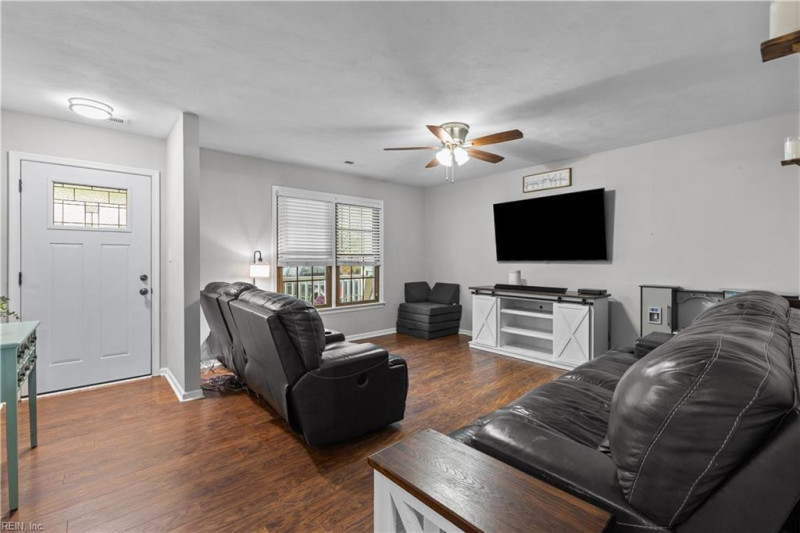 Photo 5 of 45 residential for sale in Chesapeake virginia Photo 5 of 45 residential for sale in Chesapeake virginia