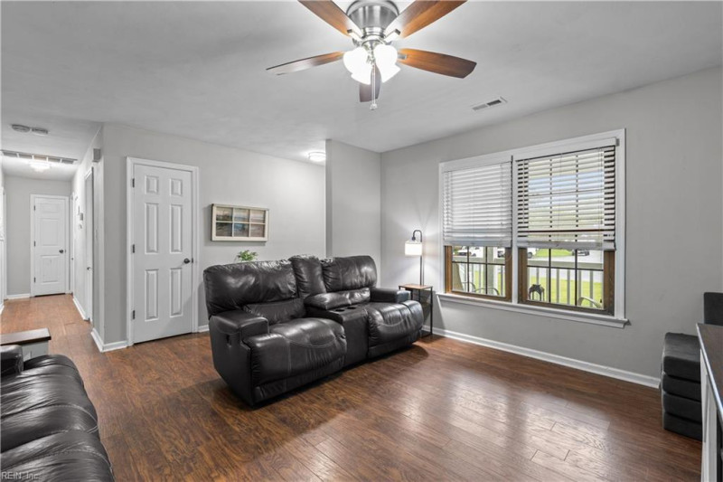Photo 7 of 45 residential for sale in Chesapeake virginia Photo 7 of 45 residential for sale in Chesapeake virginia