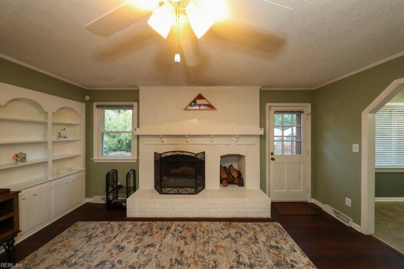 Photo 16 of 30 residential for sale in Chesapeake virginia Photo 16 of 30 residential for sale in Chesapeake virginia