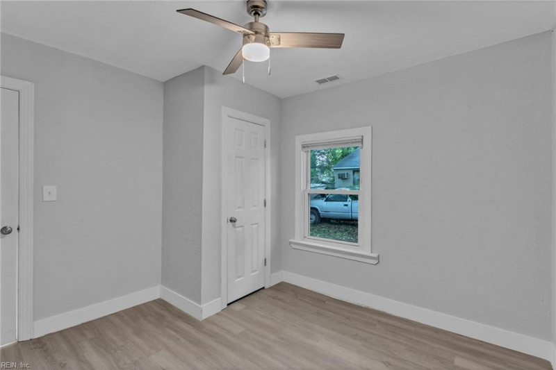 Photo 17 of 30 residential for sale in Norfolk virginia Photo 17 of 30 residential for sale in Norfolk virginia