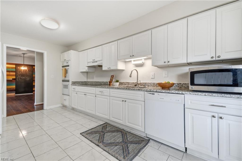 Photo 22 of 48 residential for sale in Virginia Beach virginia