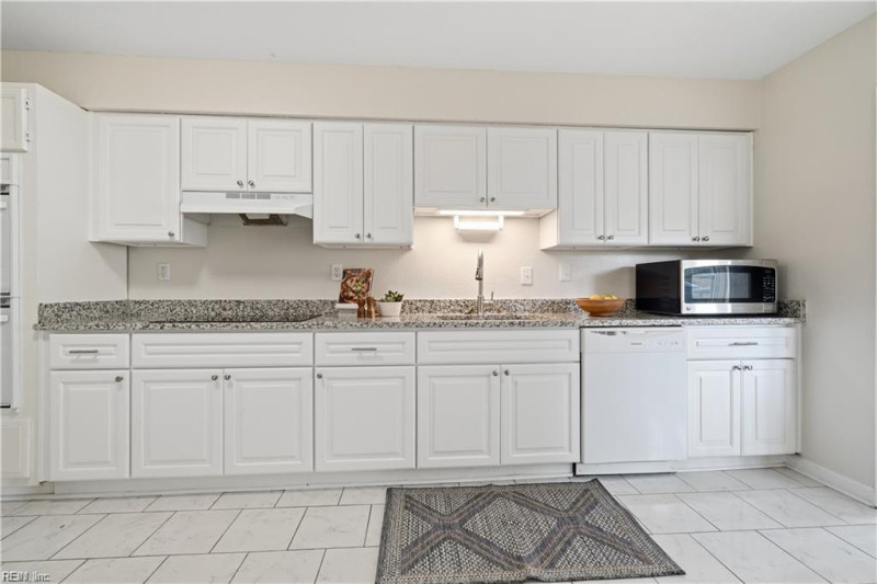 Photo 24 of 48 residential for sale in Virginia Beach virginia