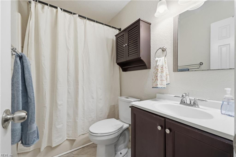 Photo 27 of 48 residential for sale in Virginia Beach virginia