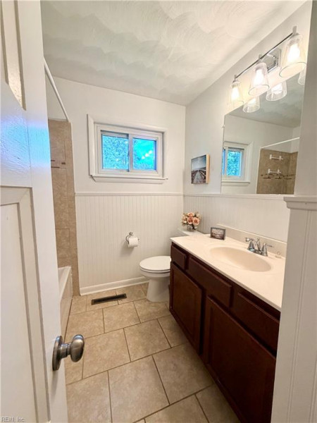 Photo 8 of 24 residential for sale in Virginia Beach virginia Photo 8 of 24 residential for sale in Virginia Beach virginia