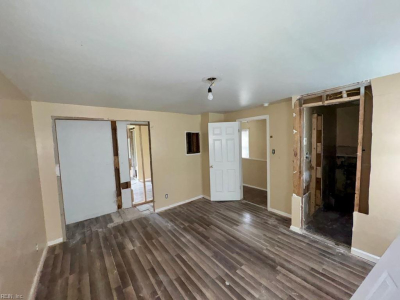 Photo 9 of 10 residential for sale in Newport News virginia Photo 9 of 10 residential for sale in Newport News virginia