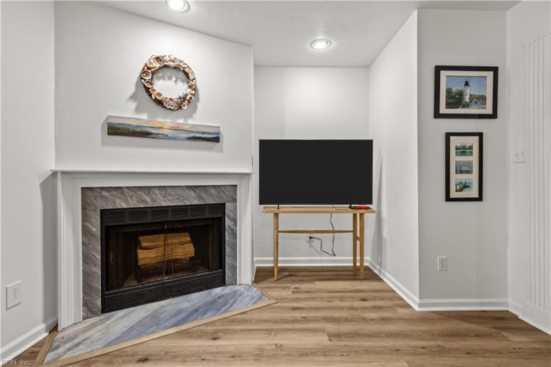 Photo 15 of 30 residential for sale in Virginia Beach virginia