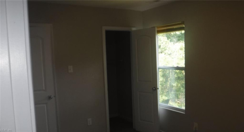 Photo 11 of 14 residential for sale in Portsmouth virginia Photo 11 of 14 residential for sale in Portsmouth virginia