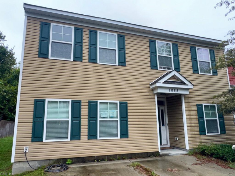 Photo 1 of 16 residential for sale in Chesapeake virginia