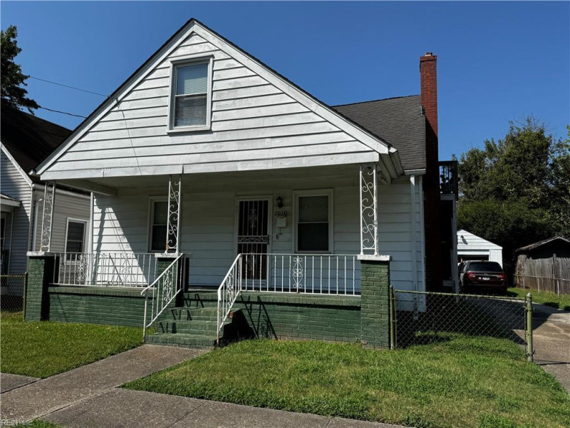 Photo 1 of 18 residential for sale in Portsmouth virginia