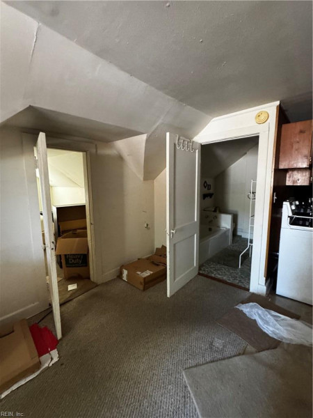 Photo 13 of 18 residential for sale in Portsmouth virginia