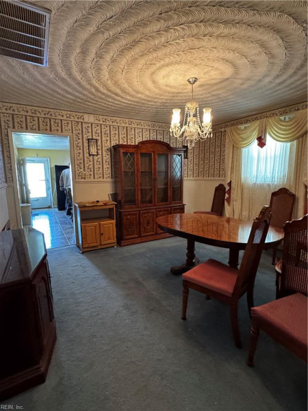 Photo 4 of 18 residential for sale in Portsmouth virginia