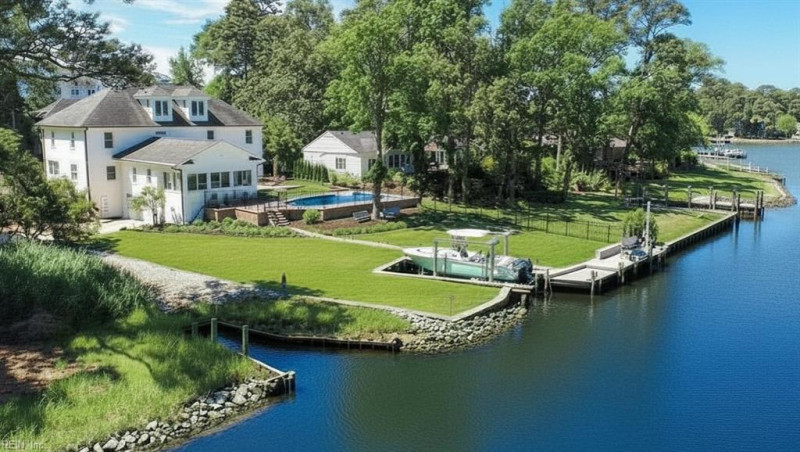 Photo 8 of 45 residential for sale in Virginia Beach virginia Photo 8 of 45 residential for sale in Virginia Beach virginia