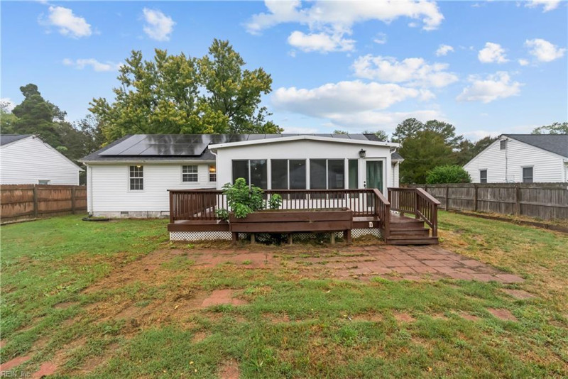 Photo 33 of 36 residential for sale in James City County virginia