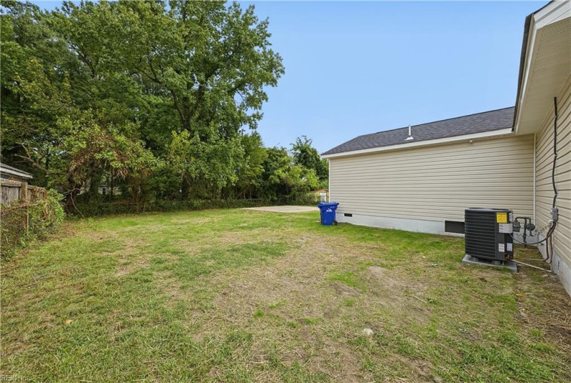 Photo 37 of 39 residential for sale in Portsmouth virginia Photo 37 of 39 residential for sale in Portsmouth virginia