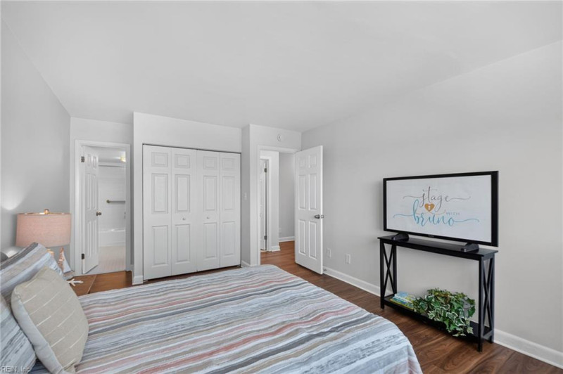 Photo 13 of 23 residential for sale in Virginia Beach virginia