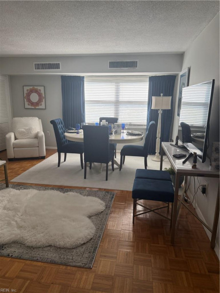 Photo 11 of 19 residential for sale in Portsmouth virginia