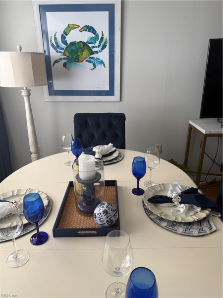 Photo 14 of 19 residential for sale in Portsmouth virginia