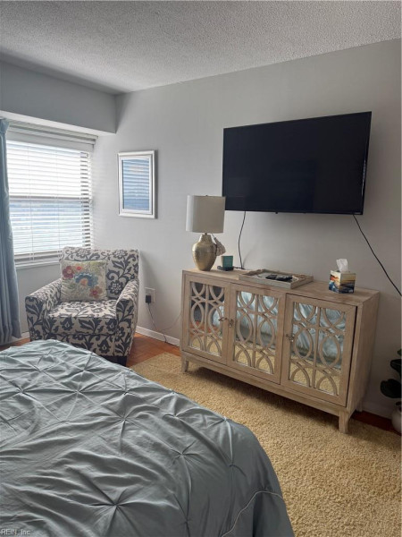 Photo 8 of 19 residential for sale in Portsmouth virginia