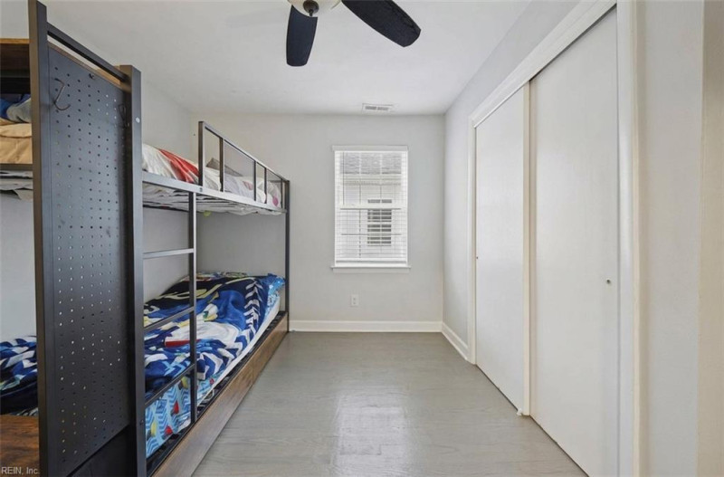 Photo 17 of 28 residential for sale in Norfolk virginia