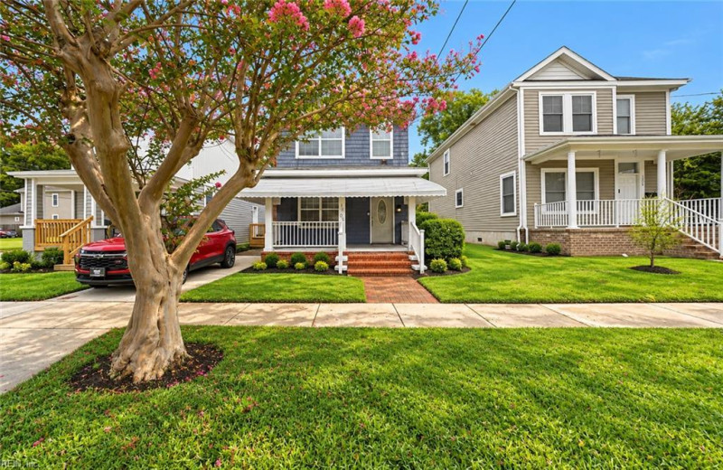 Photo 4 of 28 residential for sale in Norfolk virginia