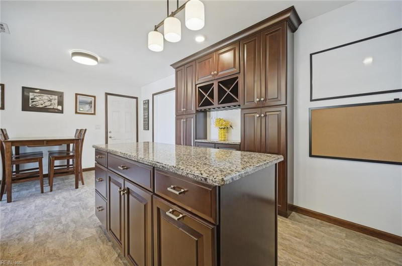 Photo 13 of 39 residential for sale in Gloucester County virginia