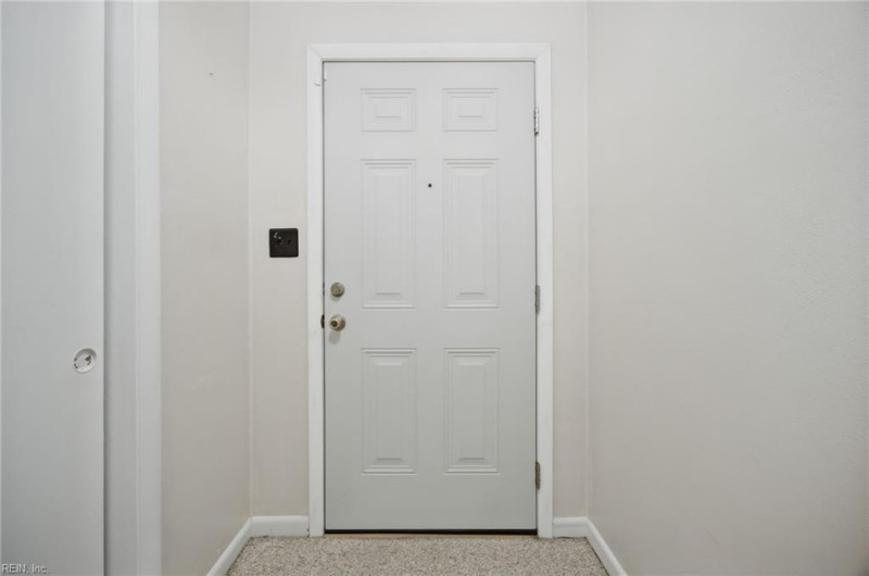 Photo 13 of 37 residential for sale in Chesapeake virginia Photo 13 of 37 residential for sale in Chesapeake virginia