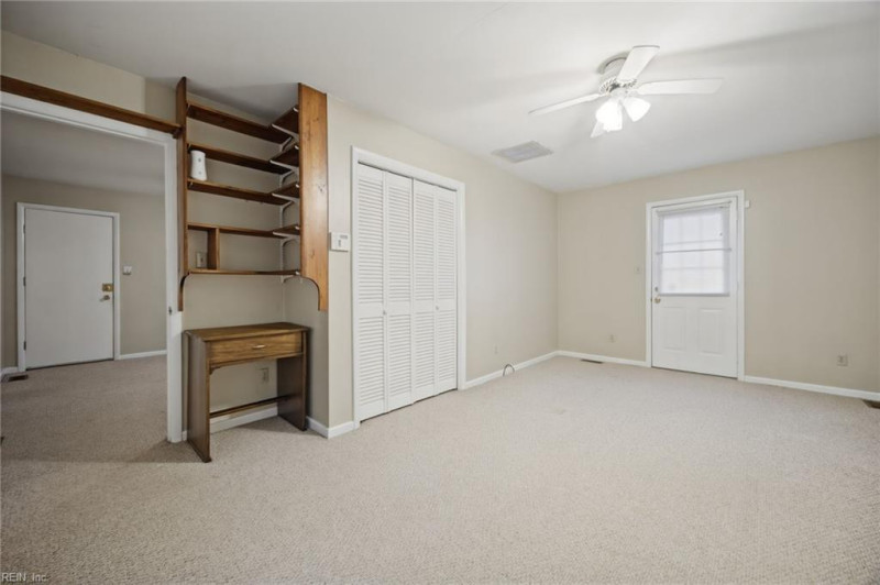 Photo 18 of 37 residential for sale in Chesapeake virginia Photo 18 of 37 residential for sale in Chesapeake virginia