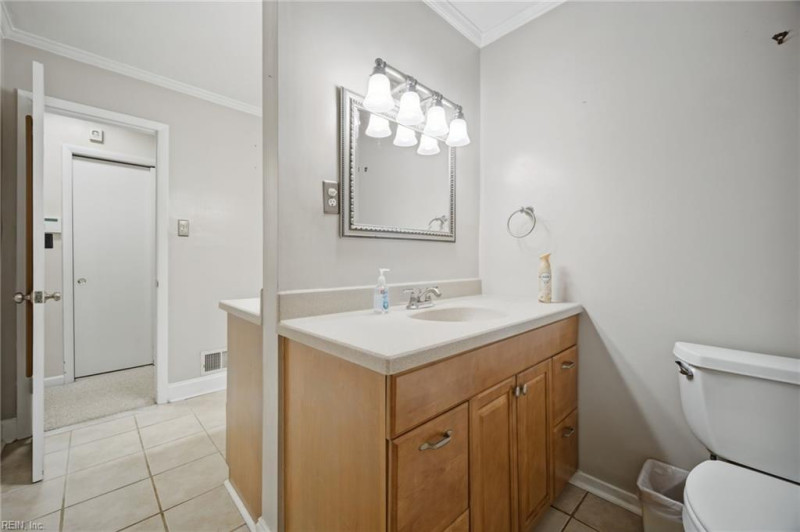 Photo 23 of 37 residential for sale in Chesapeake virginia Photo 23 of 37 residential for sale in Chesapeake virginia