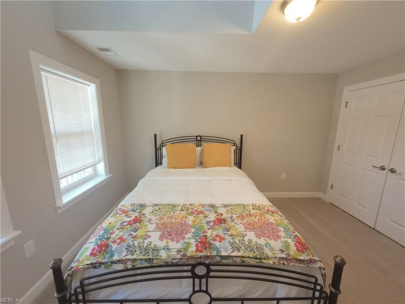 Photo 24 of 50 residential for sale in Chesapeake virginia