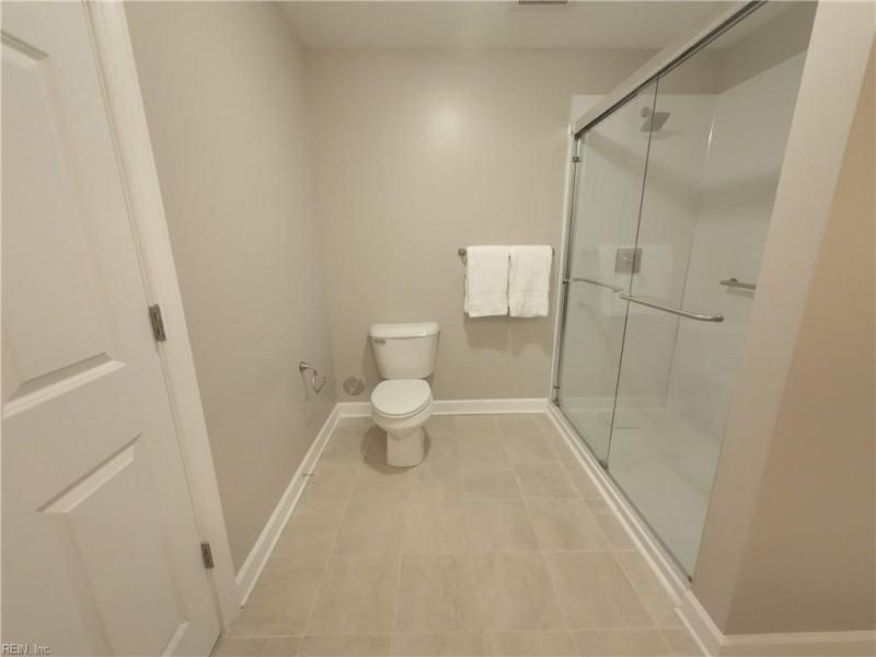 Photo 33 of 50 residential for sale in Chesapeake virginia