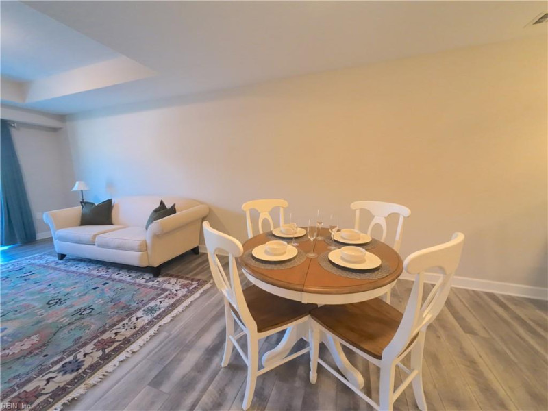 Photo 6 of 50 residential for sale in Chesapeake virginia