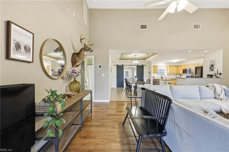 Photo 12 of 50 residential for sale in Currituck County virginia