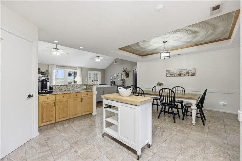 Photo 21 of 50 residential for sale in Currituck County virginia