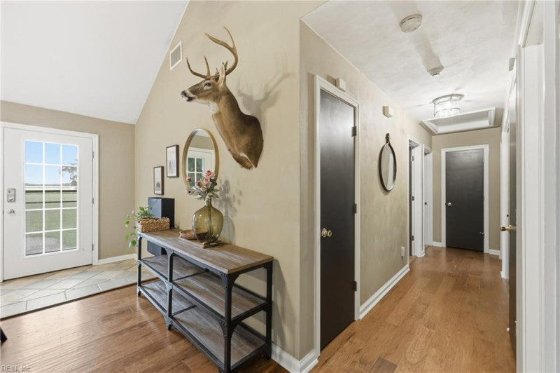 Photo 30 of 50 residential for sale in Currituck County virginia