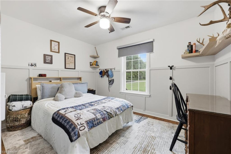 Photo 33 of 50 residential for sale in Currituck County virginia