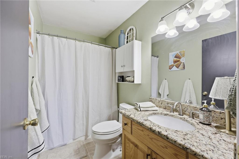 Photo 40 of 50 residential for sale in Currituck County virginia