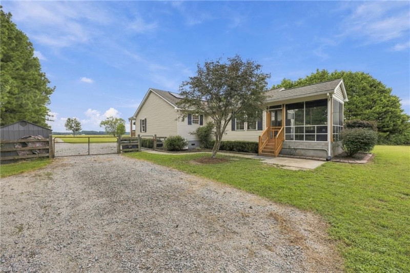 Photo 45 of 50 residential for sale in Currituck County virginia