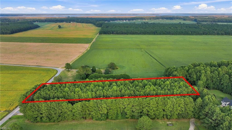 Photo 49 of 50 residential for sale in Currituck County virginia
