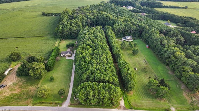 Photo 7 of 50 residential for sale in Currituck County virginia