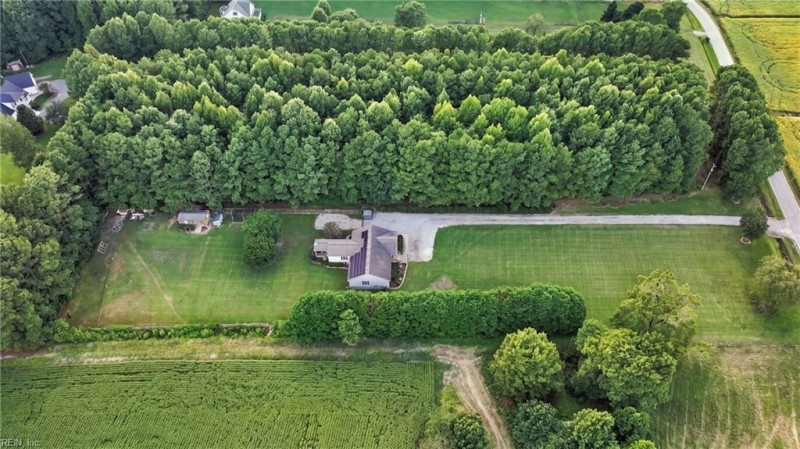 Photo 9 of 50 residential for sale in Currituck County virginia