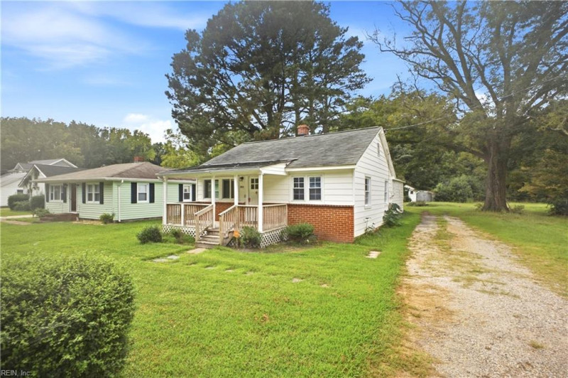 Photo 1 of 24 residential for sale in York County virginia