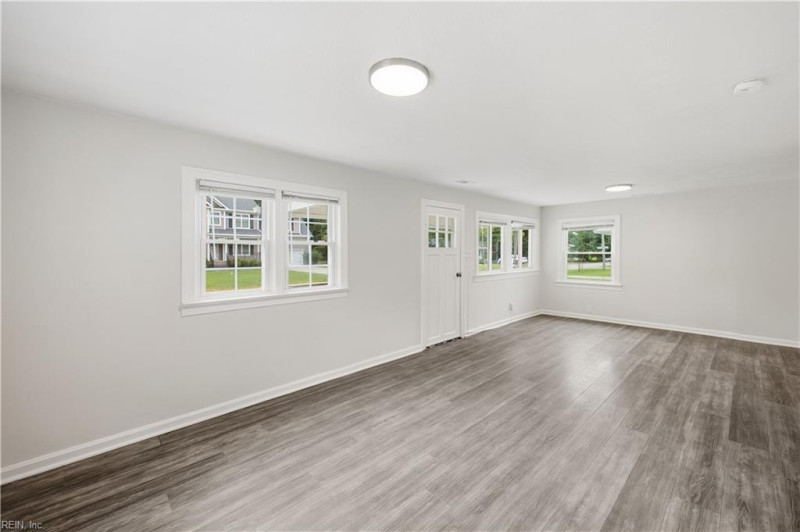 Photo 2 of 24 residential for sale in York County virginia