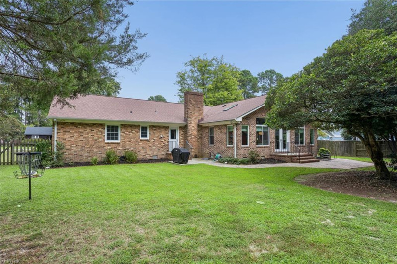 Photo 33 of 36 residential for sale in York County virginia