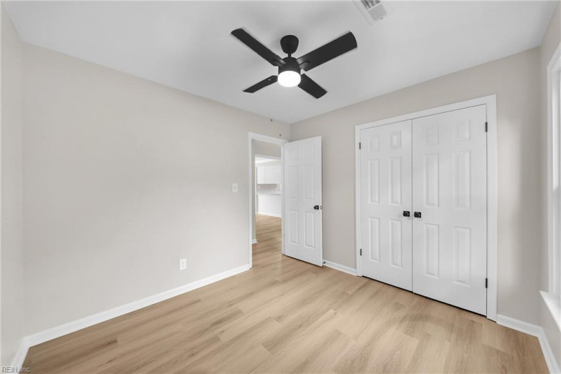 Photo 22 of 48 residential for sale in Chesapeake virginia