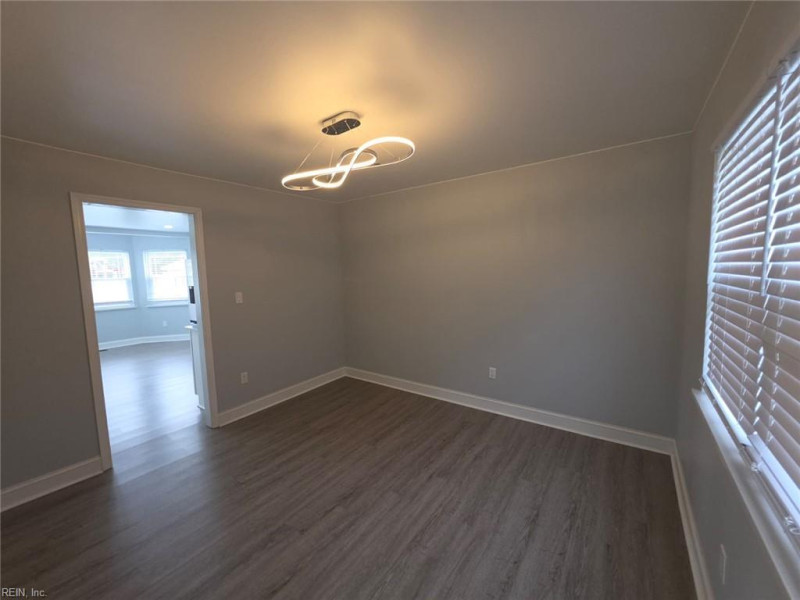 Photo 35 of 41 residential for sale in Virginia Beach virginia